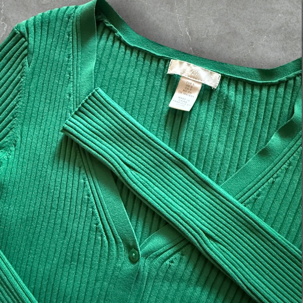H&M Cardigan Women Size S Kelly Green Ribbed V-Neck Knit Button Front Preppy